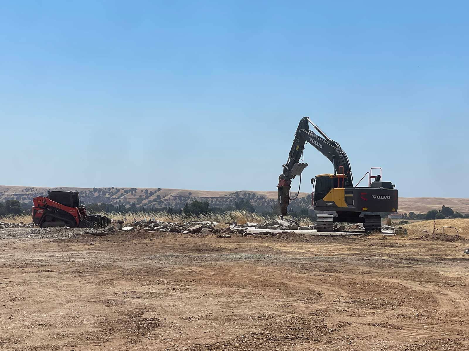 Concrete removal and site work serving Farmington, California